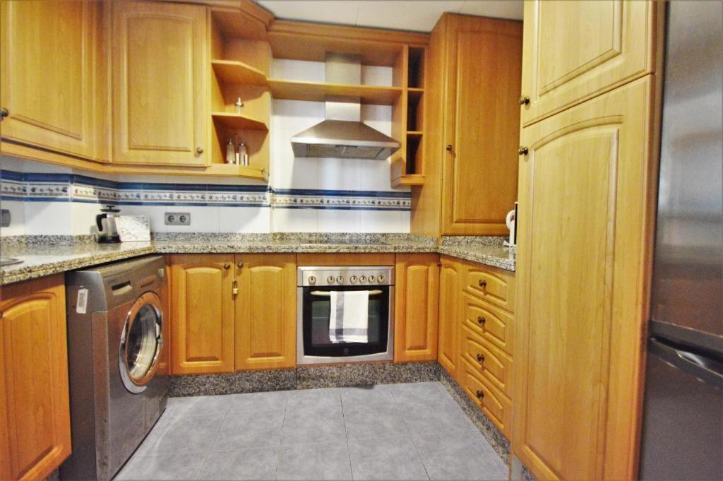 Benalmadena Beach Apartamento Con Vistas Al Mar Y Parking Privado Incluido المظهر الخارجي الصورة
