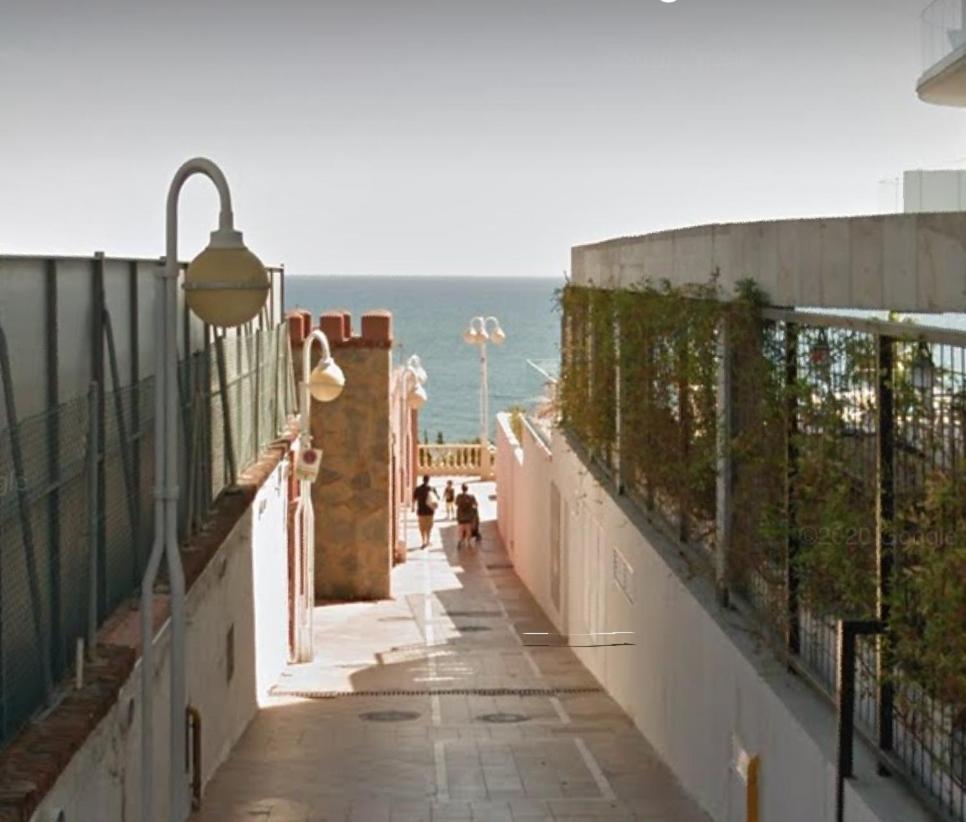 Benalmadena Beach Apartamento Con Vistas Al Mar Y Parking Privado Incluido المظهر الخارجي الصورة