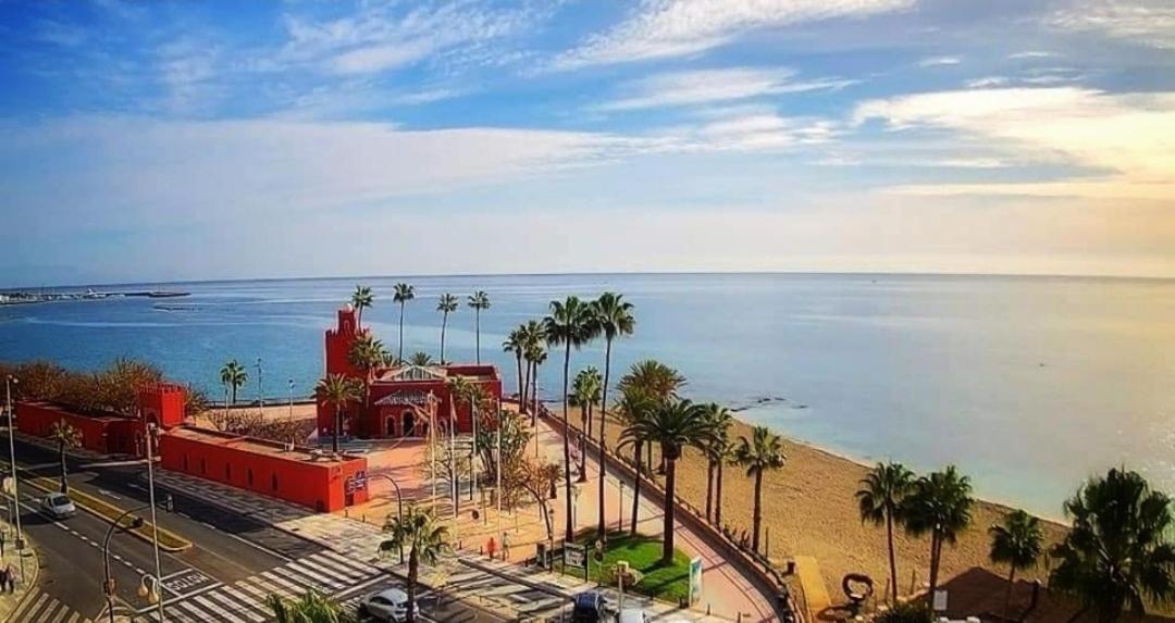 Benalmadena Beach Apartamento Con Vistas Al Mar Y Parking Privado Incluido المظهر الخارجي الصورة