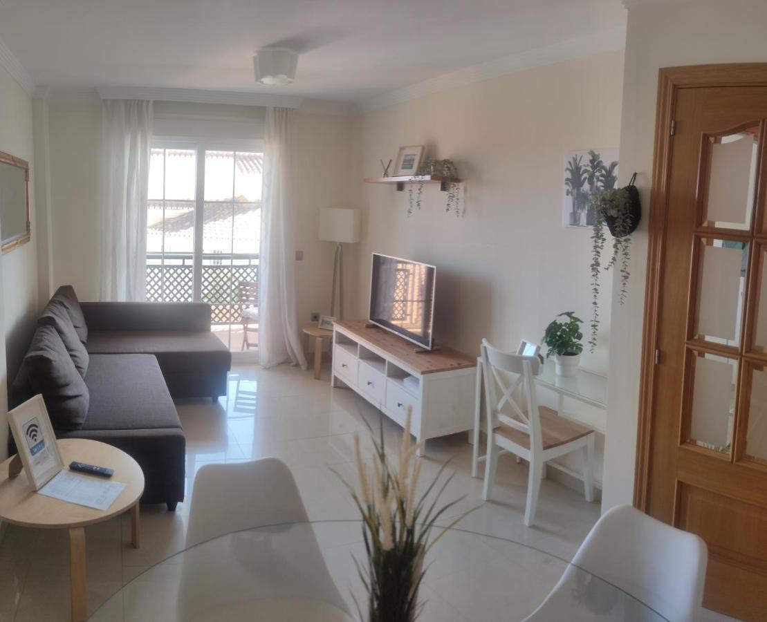 Benalmadena Beach Apartamento Con Vistas Al Mar Y Parking Privado Incluido المظهر الخارجي الصورة